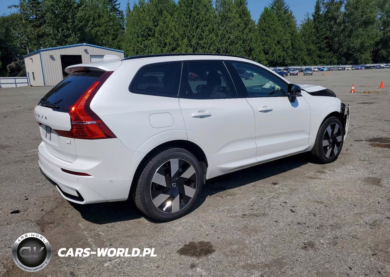 2024 Volvo Xc60 Plus VIN:YV4H60DL3R1715025 - 3