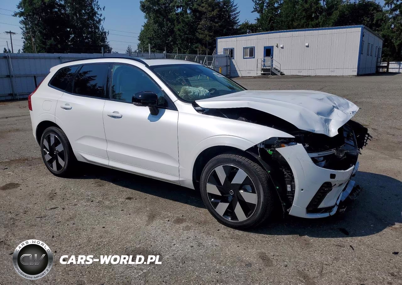 2024 Volvo Xc60 Plus VIN:YV4H60DL3R1715025 - 4