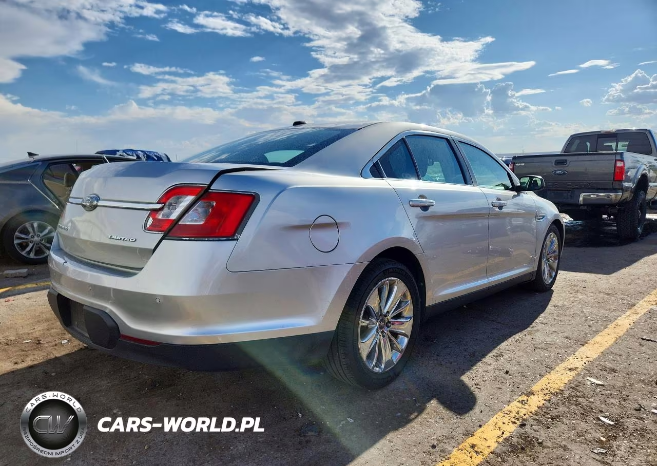 2010 Ford Taurus Limited VIN:1FAHP2FW5AG110627 - 3