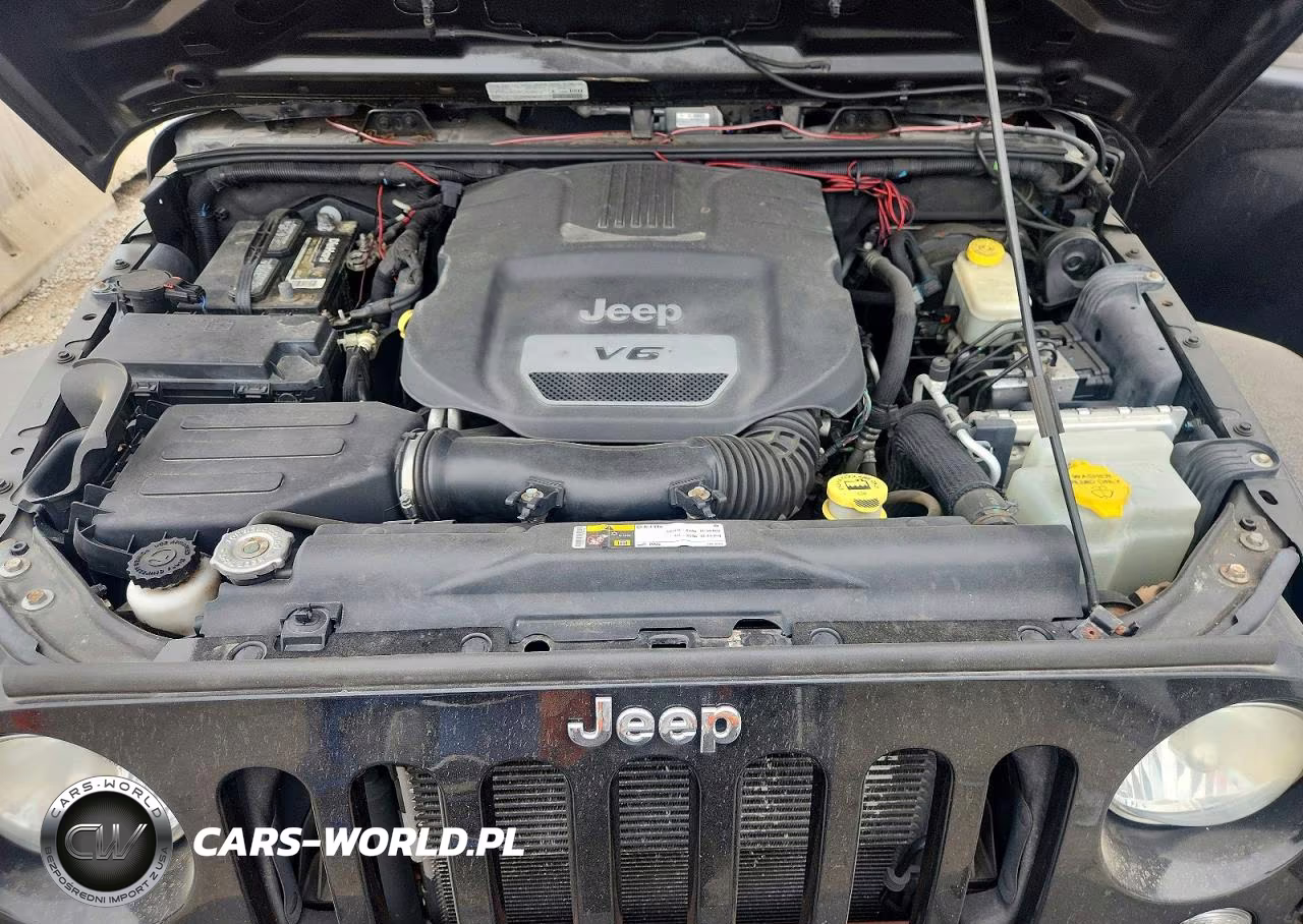 2014 Jeep Wrangler Unlimited Sport VIN:1C4BJWDG8EL251371 - 11