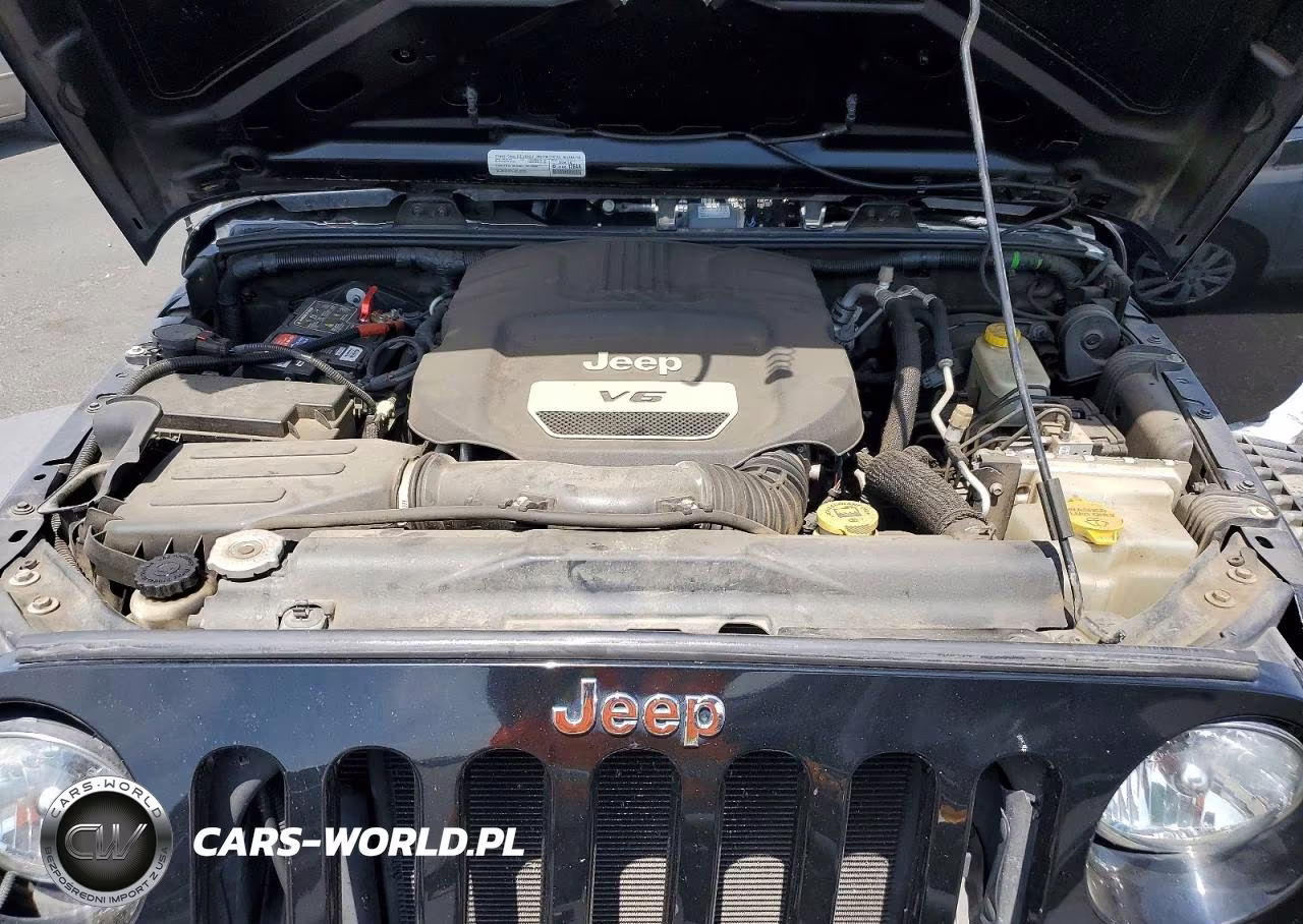 2015 Jeep Wrangler Unlimited Sport VIN:1C4BJWDG7FL596778 - 12