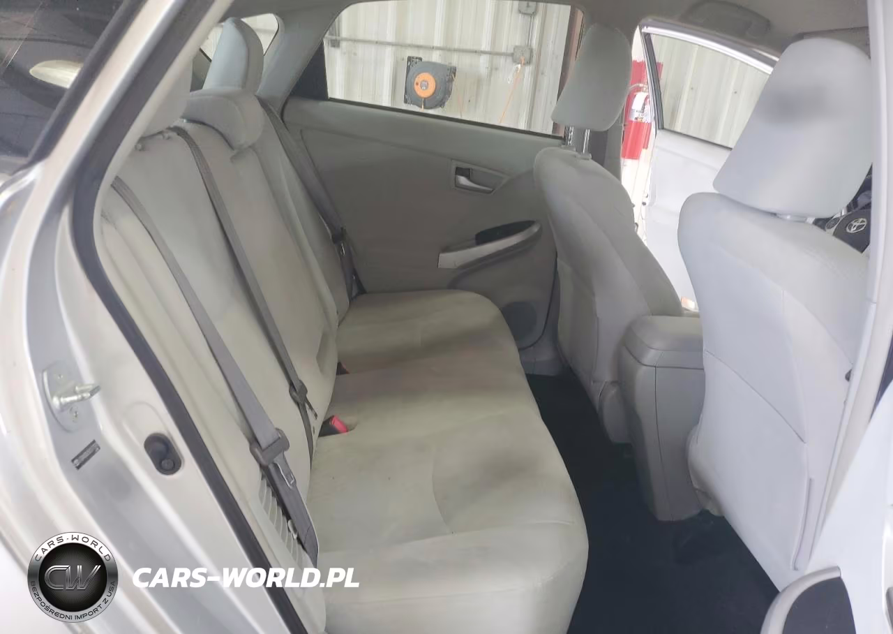 2012 Toyota Prius Two VIN:JTDKN3DU5C5377097 - 10