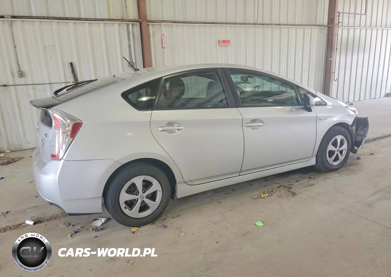 2012 Toyota Prius Two VIN:JTDKN3DU5C5377097 - 3