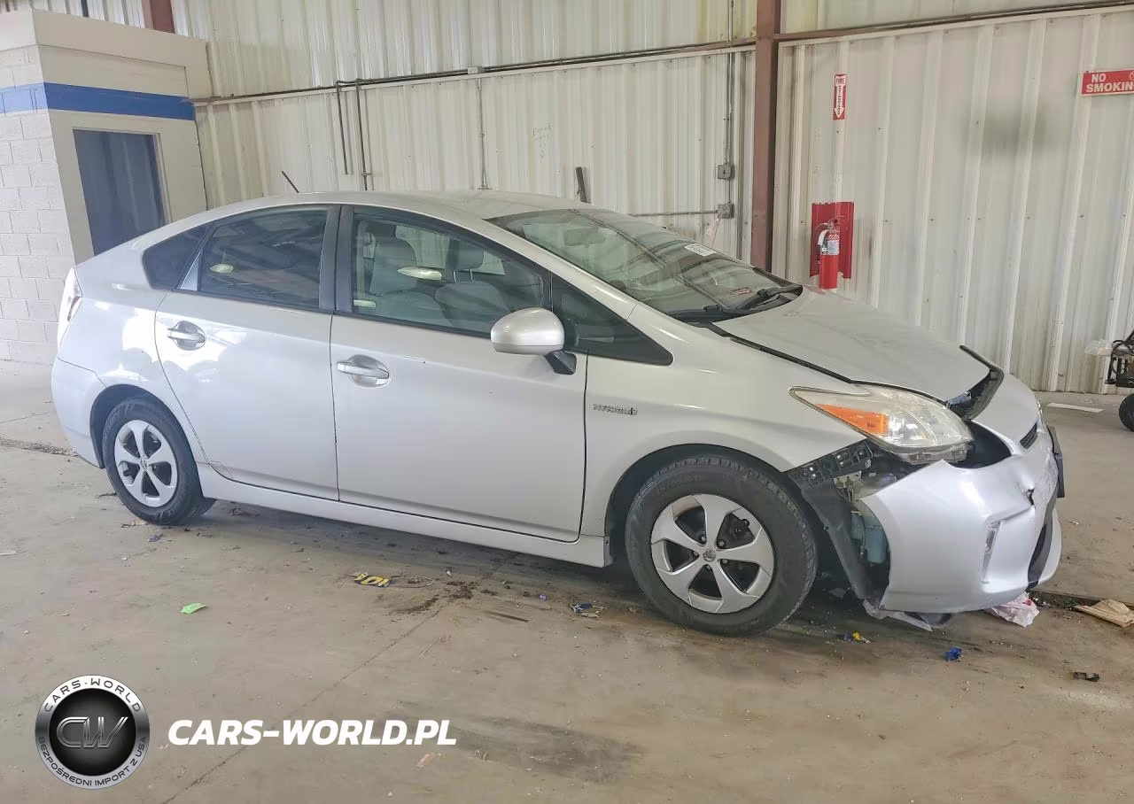 2012 Toyota Prius Two VIN:JTDKN3DU5C5377097 - 4