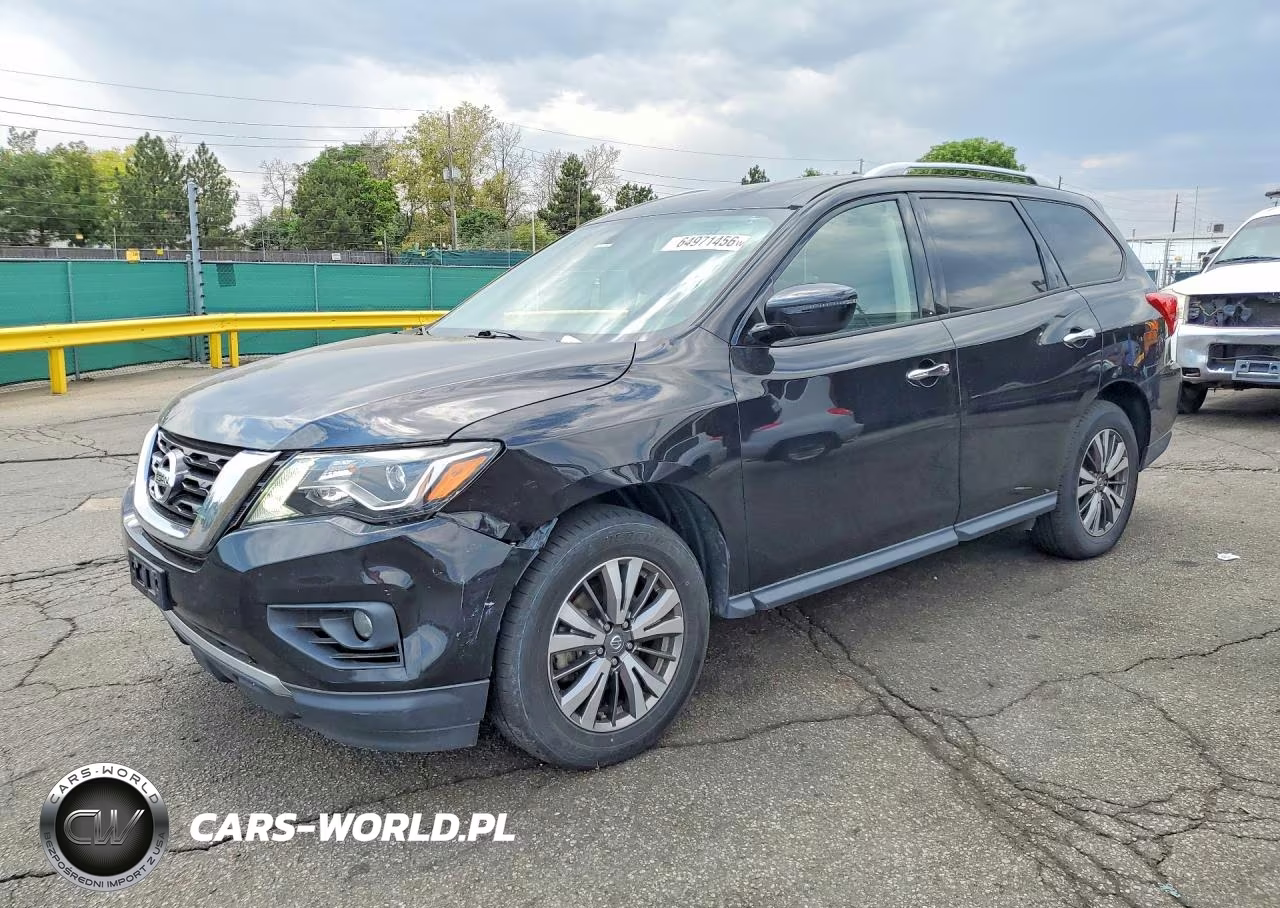 2020 Nissan Pathfinder Sv