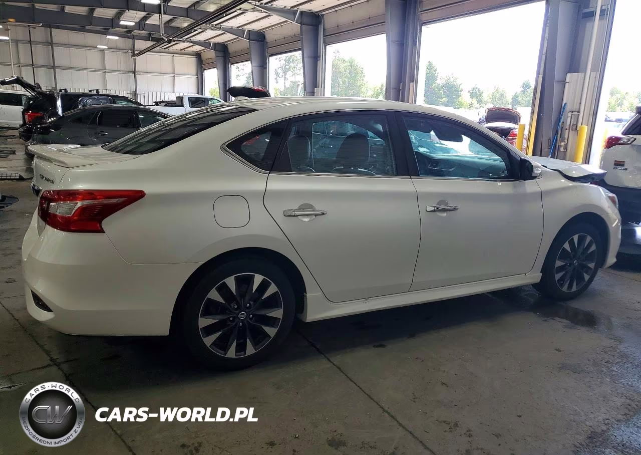 2017 Nissan Sentra Sr Turbo VIN:3N1CB7AP1HY321884 - 3
