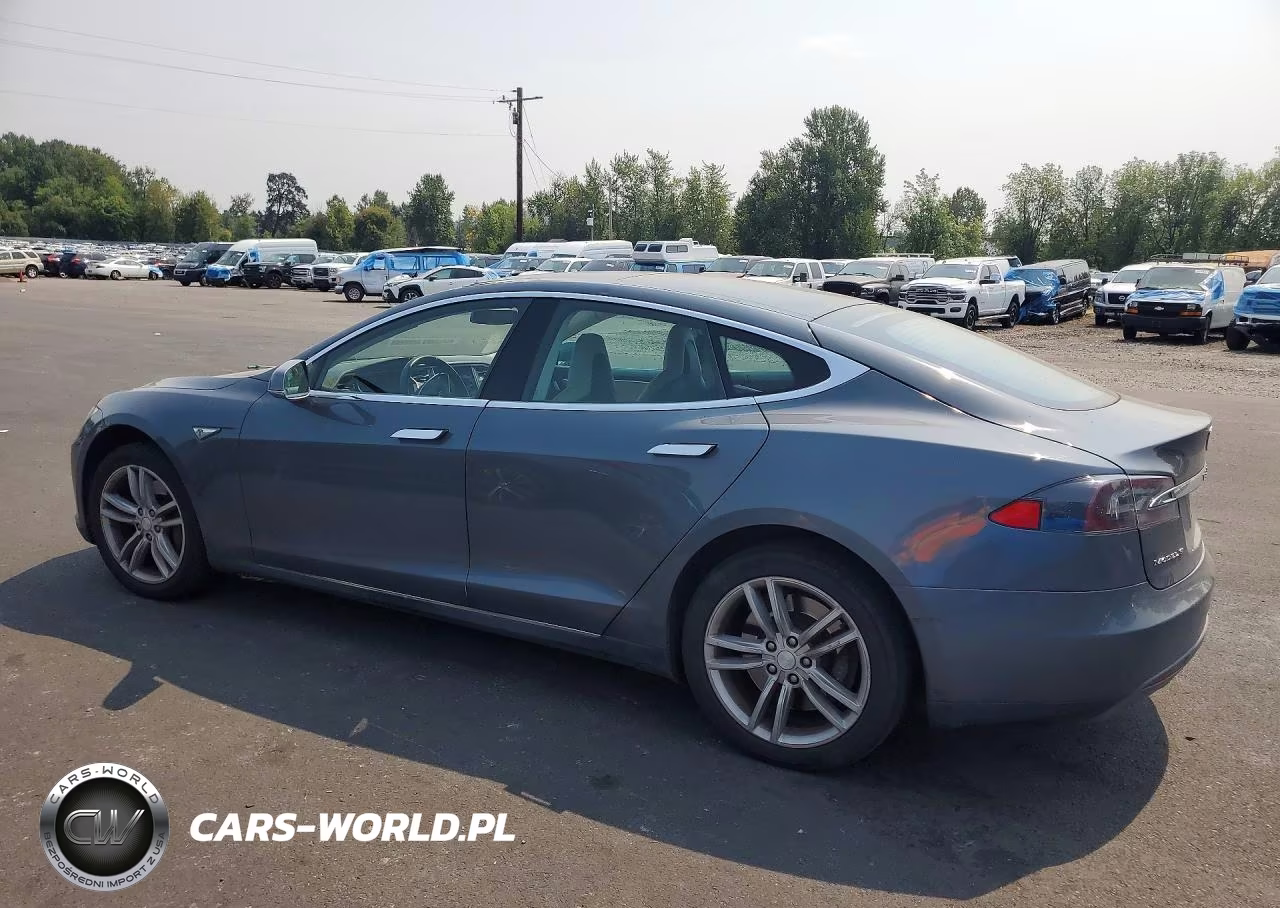 2013 Tesla Model S VIN:5YJSA1CN6DFP18324 - 2