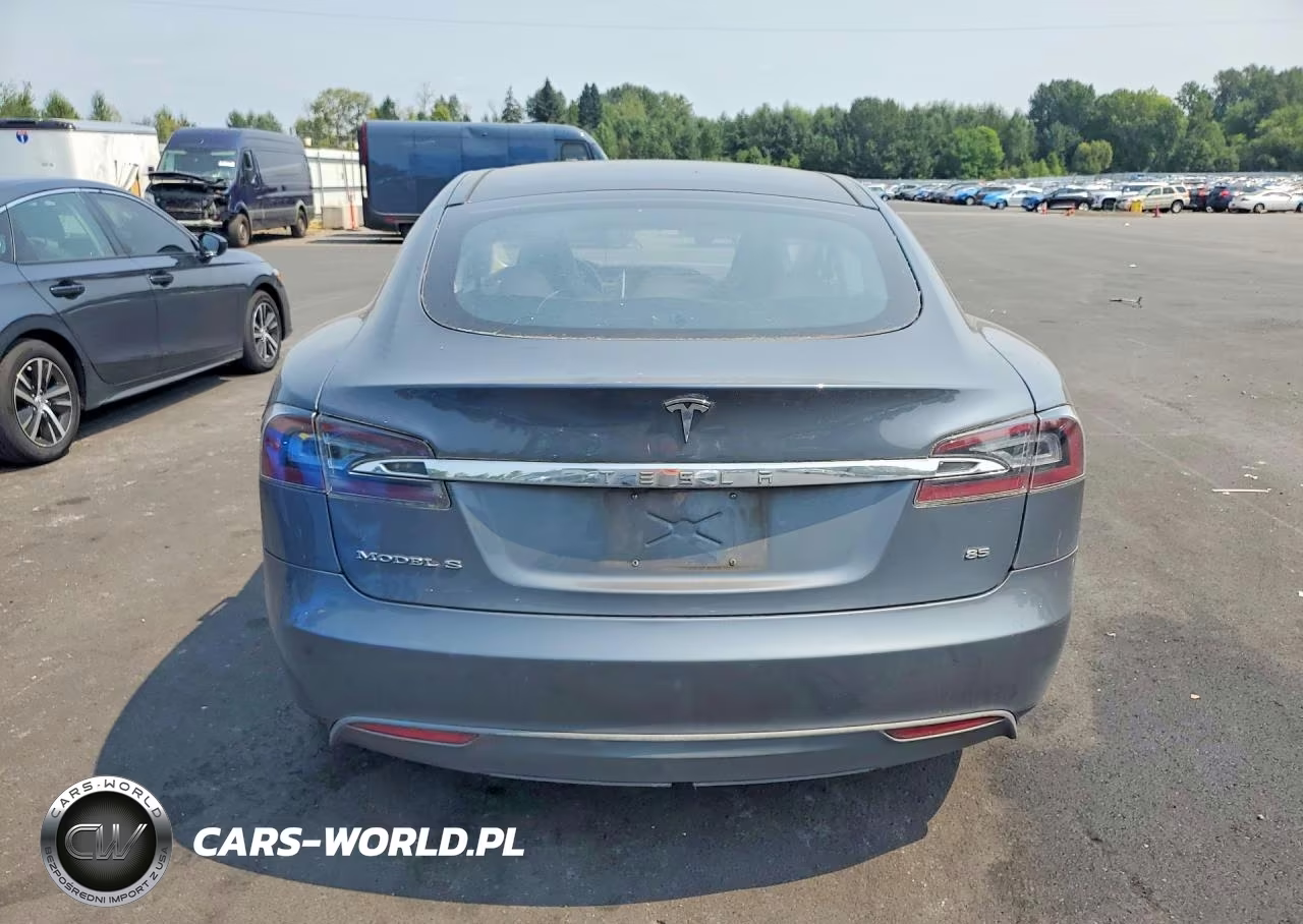 2013 Tesla Model S VIN:5YJSA1CN6DFP18324 - 6