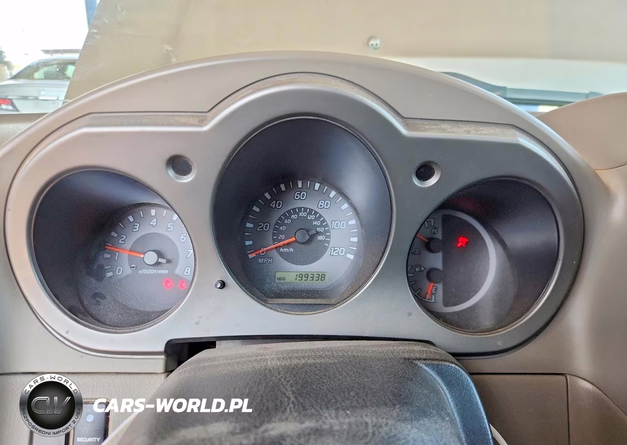 2003 Nissan Xterra Xe-V6 VIN:5N1ED28T43C676499 - 9