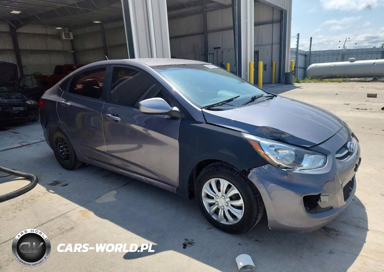 2017 Hyundai Accent Se VIN:KMHCT4AE5HU243986 - 4
