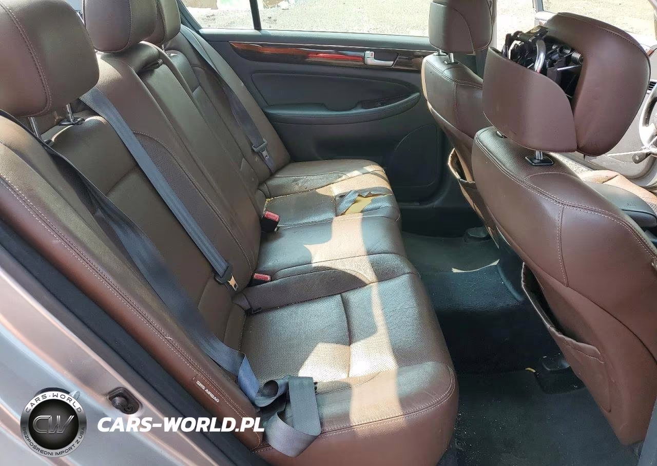 2012 Hyundai Genesis 3.8L VIN:KMHGC4DD3CU204827 - 10