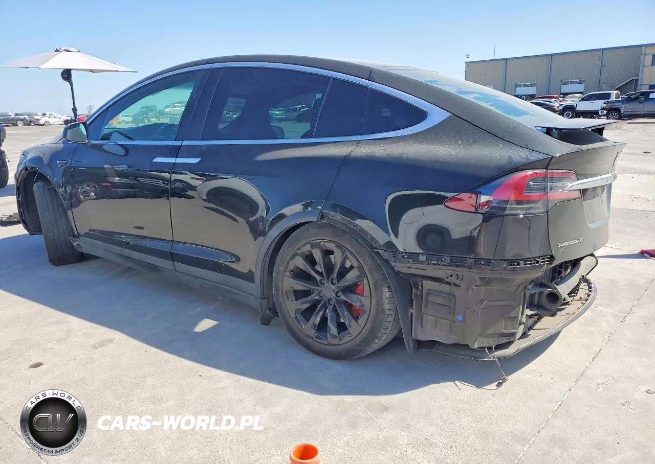 2018 Tesla Model X VIN:5YJXCDE20JF119631 - 2