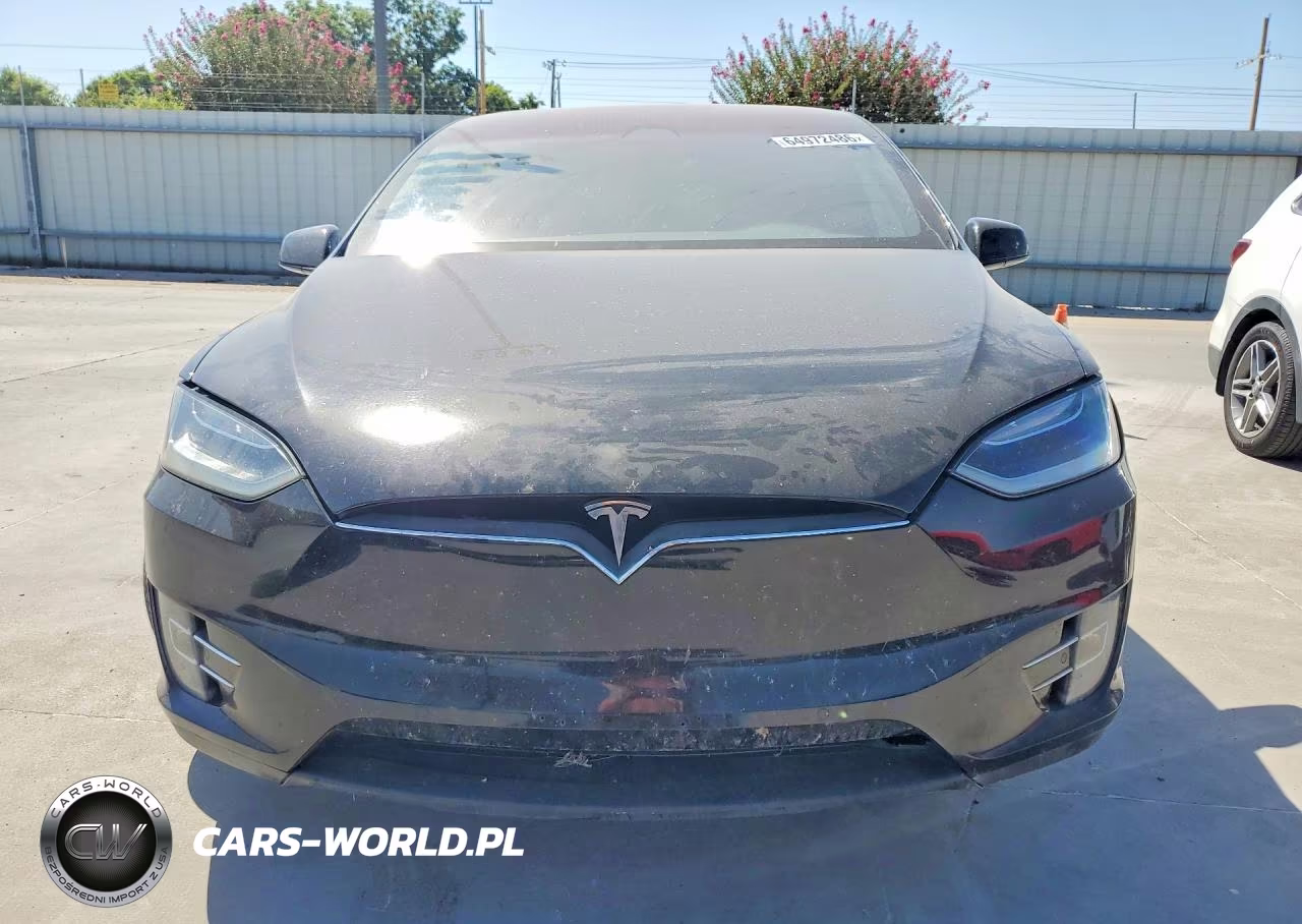 2018 Tesla Model X VIN:5YJXCDE20JF119631 - 5