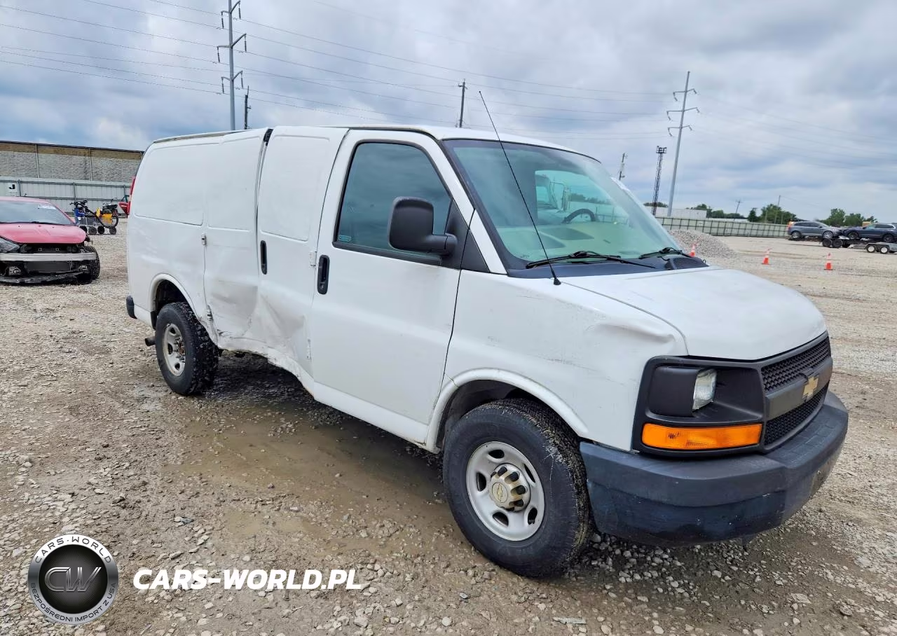 2013 Chevrolet Express 2500 Cargo Delivery Van VIN:1GCWGFCA7D1128541 - 4