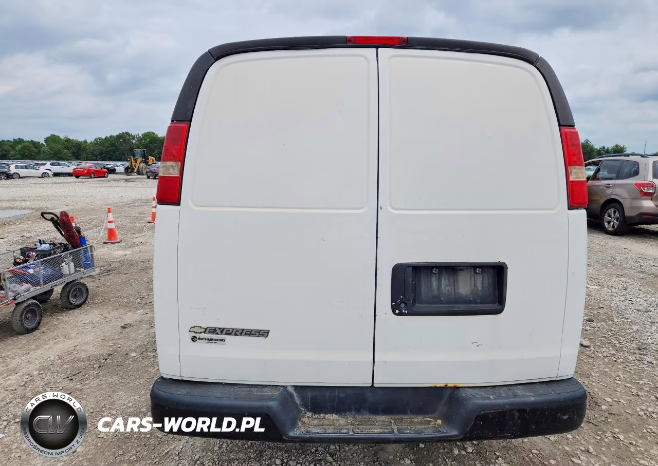 2013 Chevrolet Express 2500 Cargo Delivery Van VIN:1GCWGFCA7D1128541 - 6