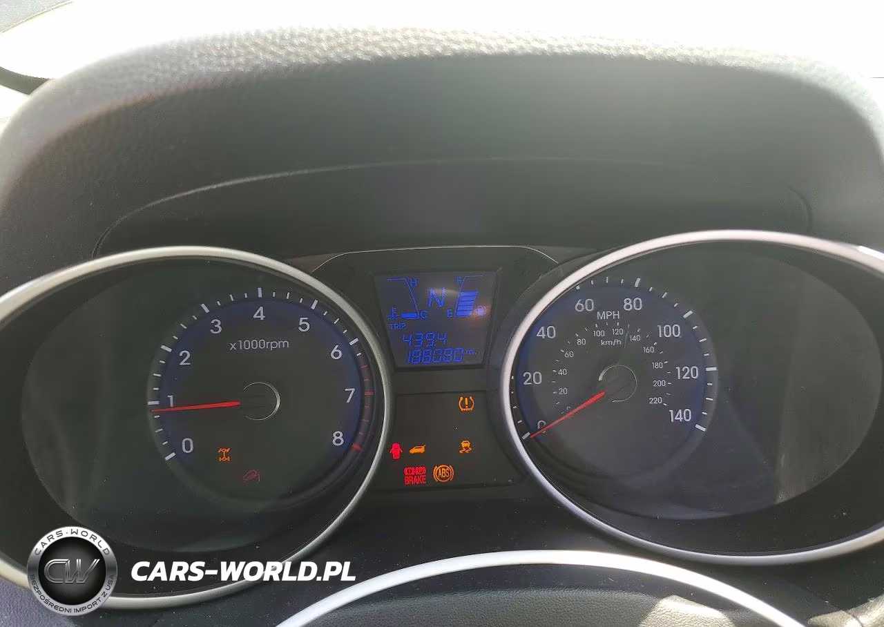 2011 Hyundai Tucson Limited VIN:KM8JUCAC4BU294562 - 9