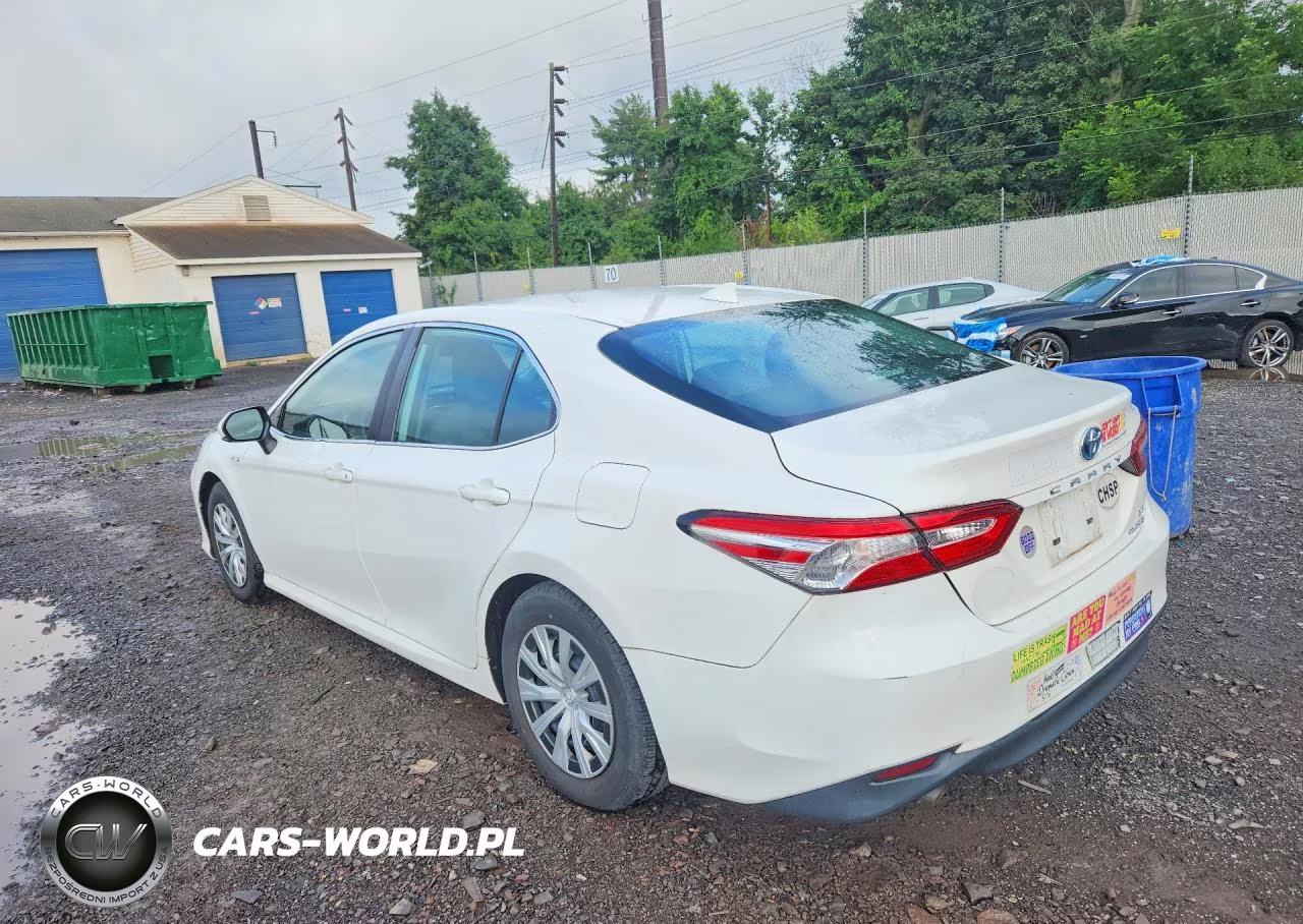 2020 Toyota Camry Le VIN:4T1E31AK7LU521406 - 2