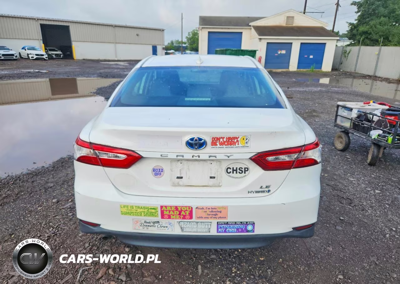 2020 Toyota Camry Le VIN:4T1E31AK7LU521406 - 6