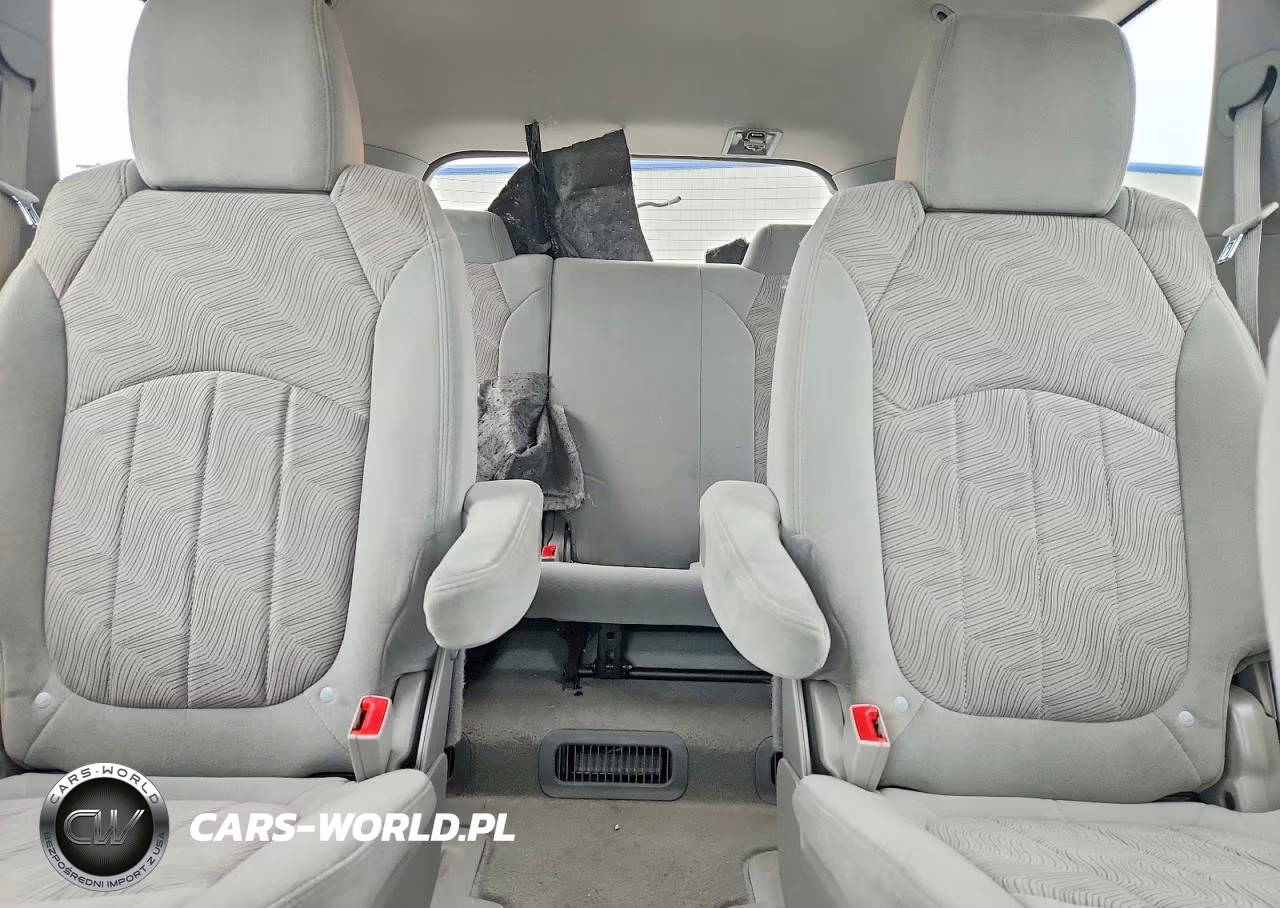 2015 Buick Enclave VIN:5GAKRAKD4FJ183914 - 10