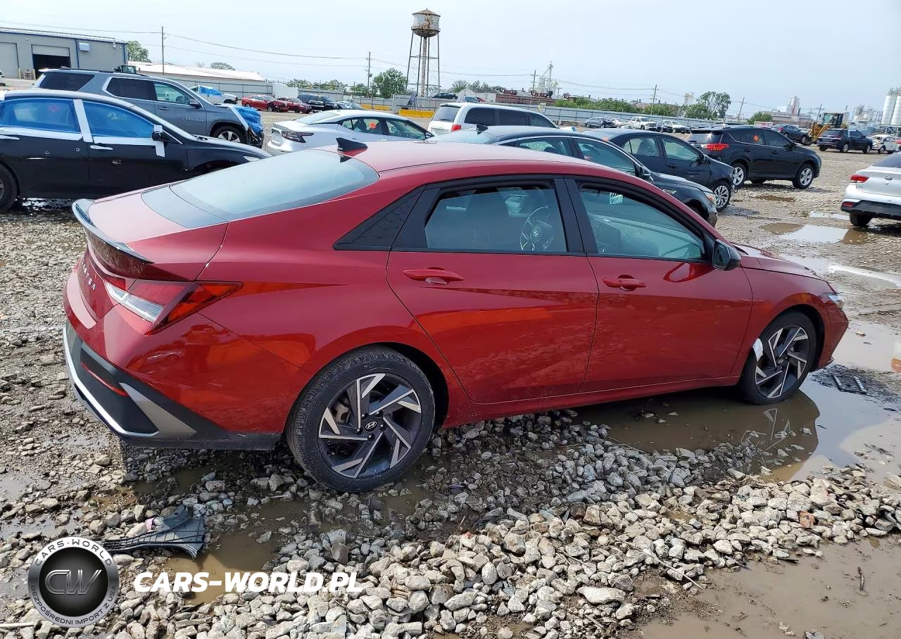 2025 Hyundai Elantra Sel Sport VIN:KMHLM4DG2SU083552 - 3