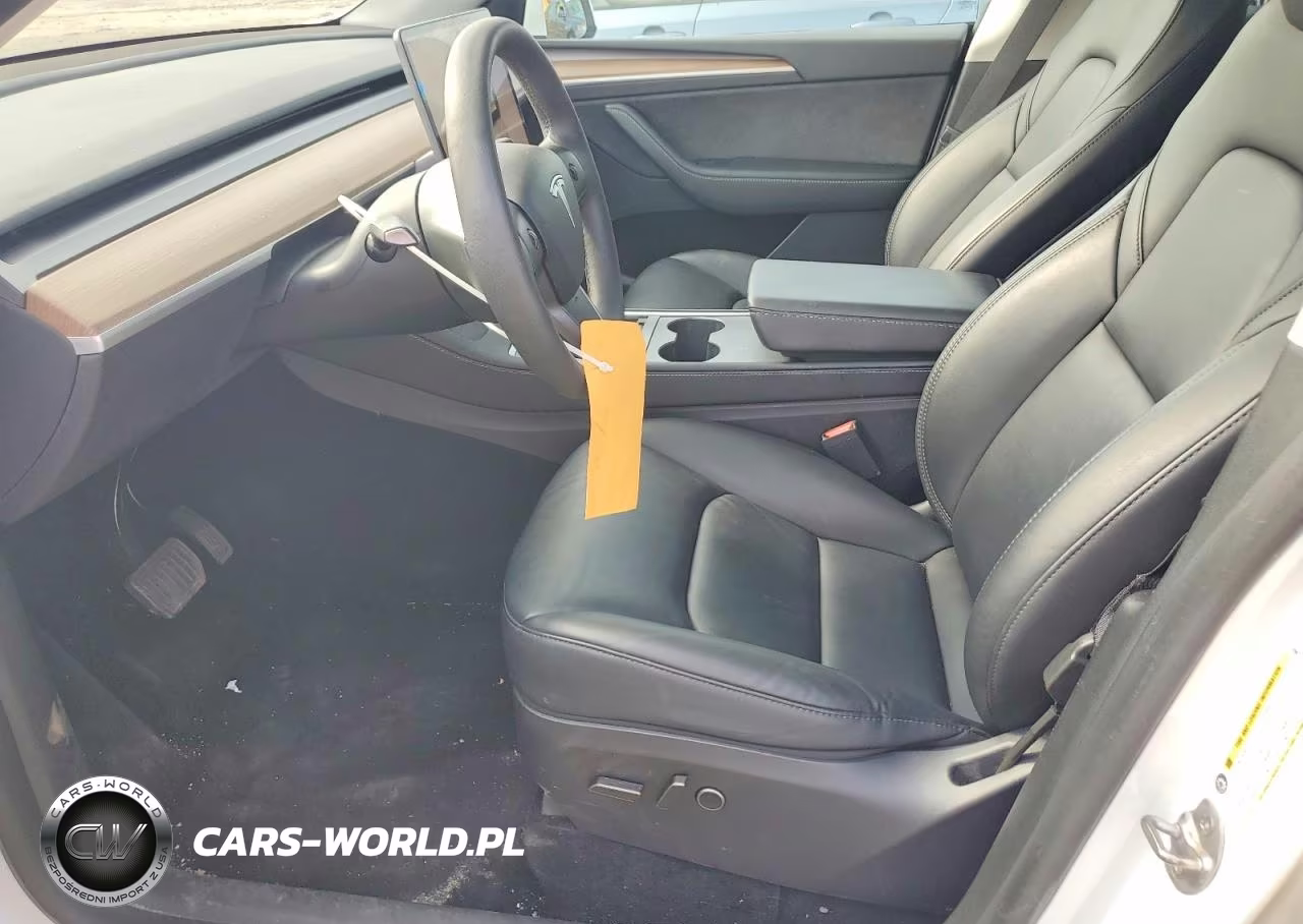 2024 Tesla Model Y VIN:7SAYGDEE9RF129057 - 7