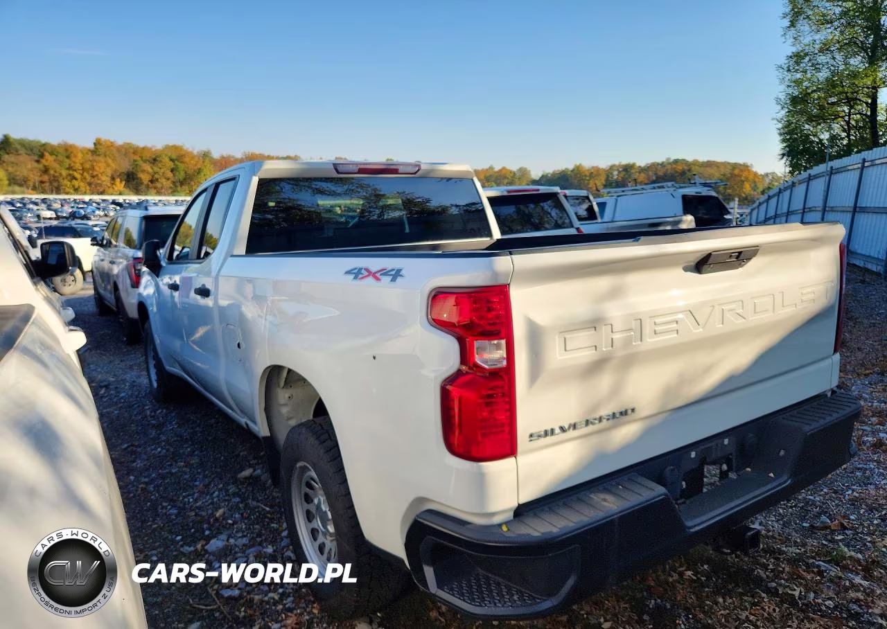 2021 Chevrolet Silverado K1500 VIN:1GCRYAEH7MZ406959 - 2