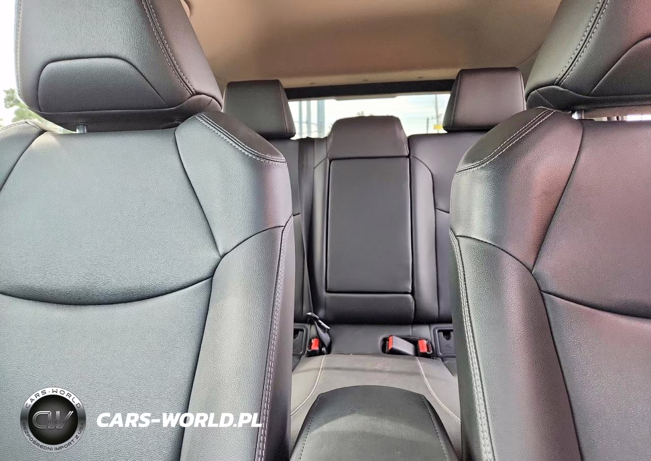 2022 Toyota Corolla Cross Xle VIN:7MUDAAAG2NV018171 - 10