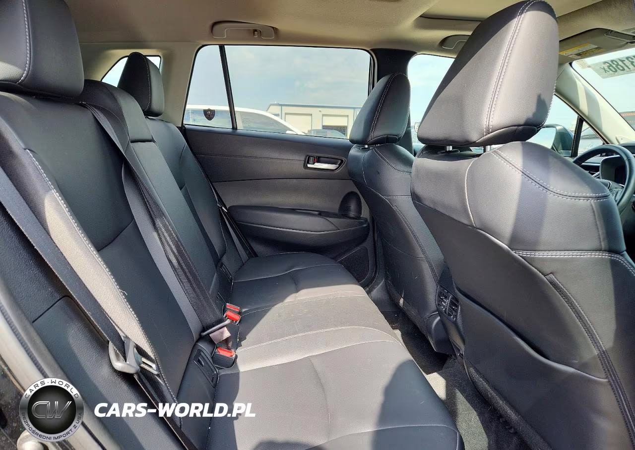 2022 Toyota Corolla Cross Xle VIN:7MUDAAAG2NV018171 - 11