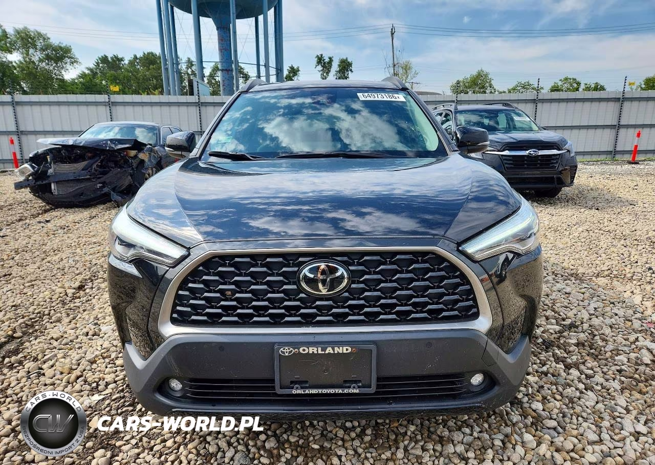 2022 Toyota Corolla Cross Xle VIN:7MUDAAAG2NV018171 - 5