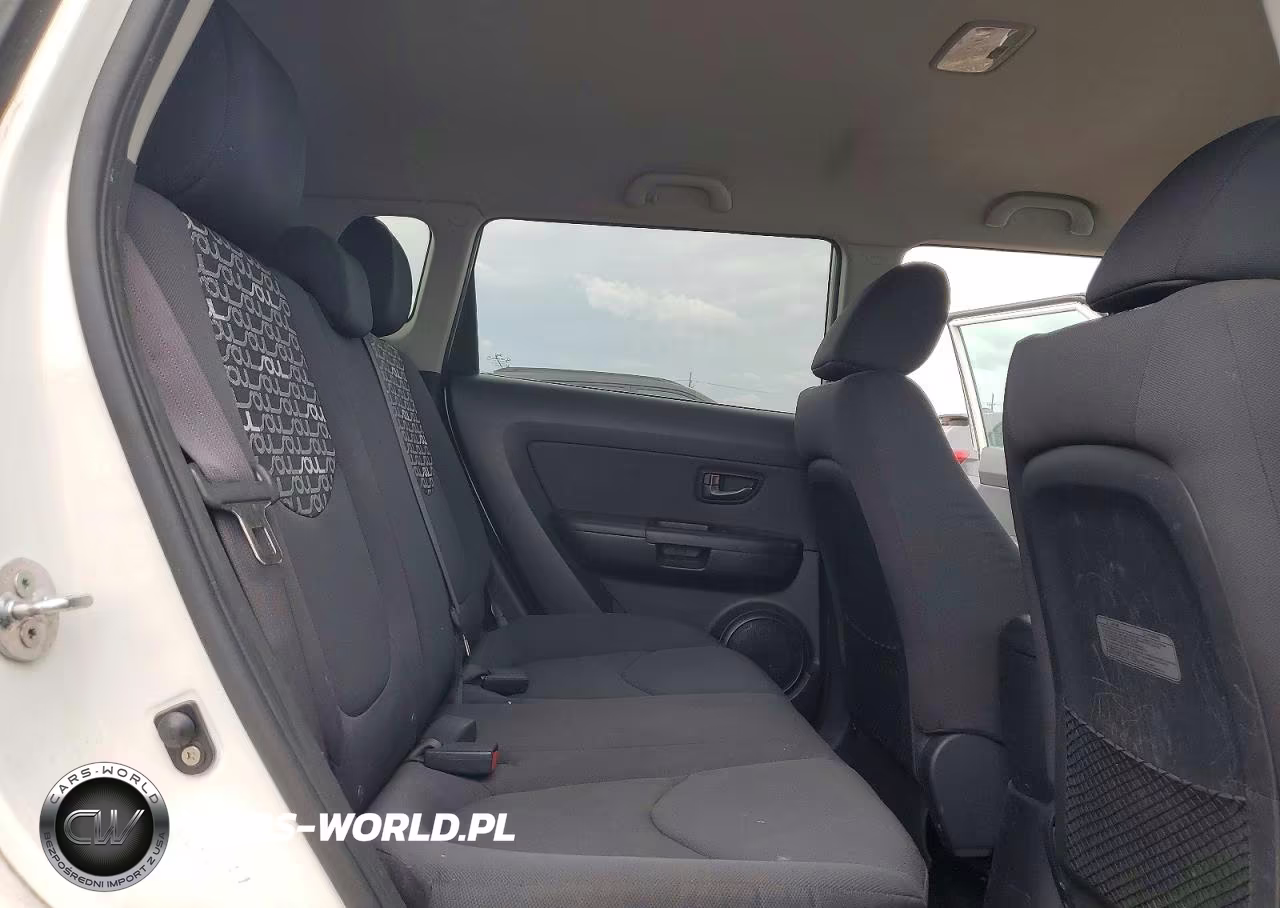 2011 Kia Soul + VIN:KNDJT2A29B7266716 - 10