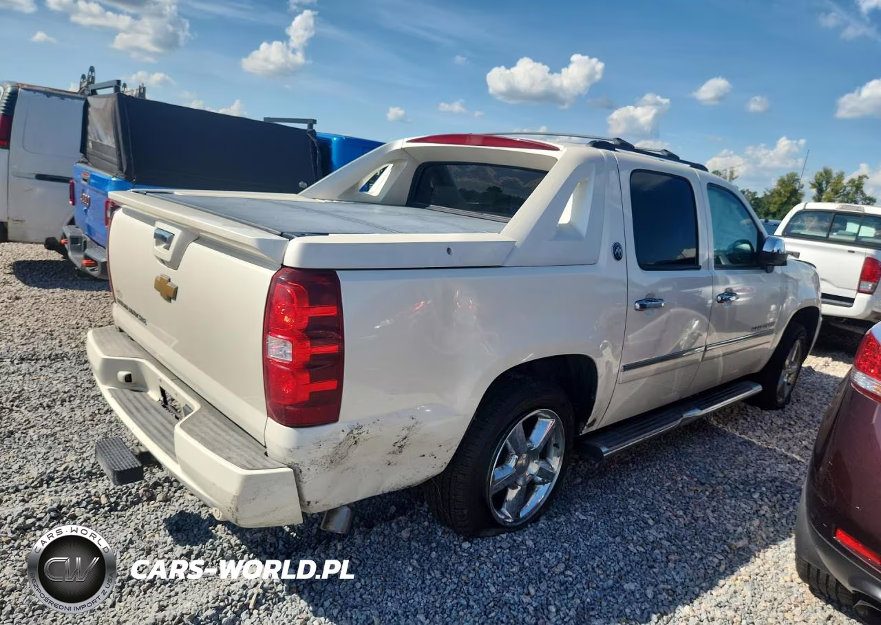 2013 Chevrolet Avalanche Ltz VIN:3GNTKGE74DG312790 - 3