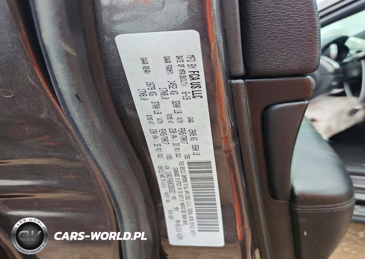 2019 Jeep Grand Cherokee Laredo VIN:1C4RJFAG0KC826321 - 12