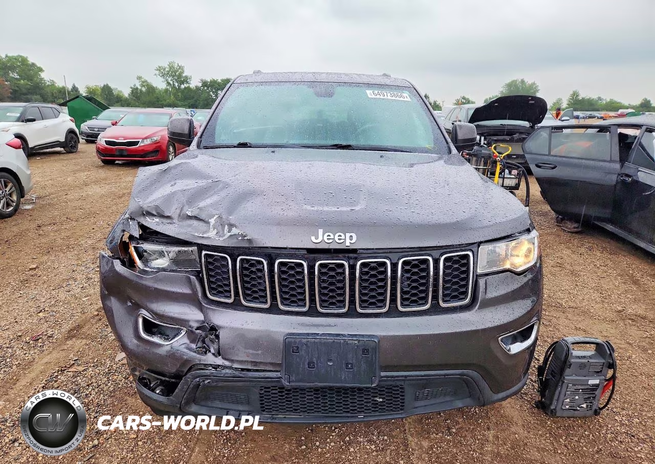 2019 Jeep Grand Cherokee Laredo VIN:1C4RJFAG0KC826321 - 5