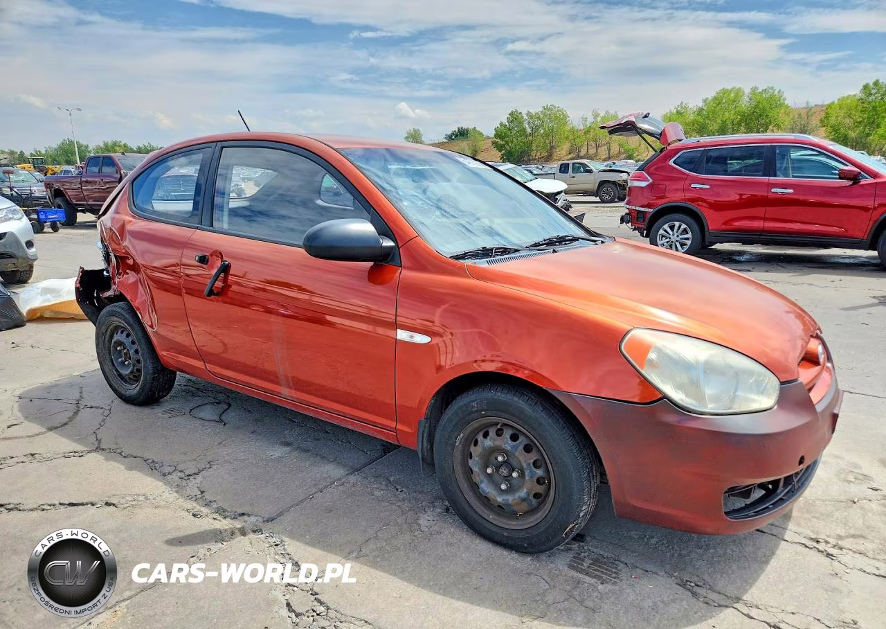 2009 Hyundai Accent Gs VIN:KMHCM36C69U140723 - 4