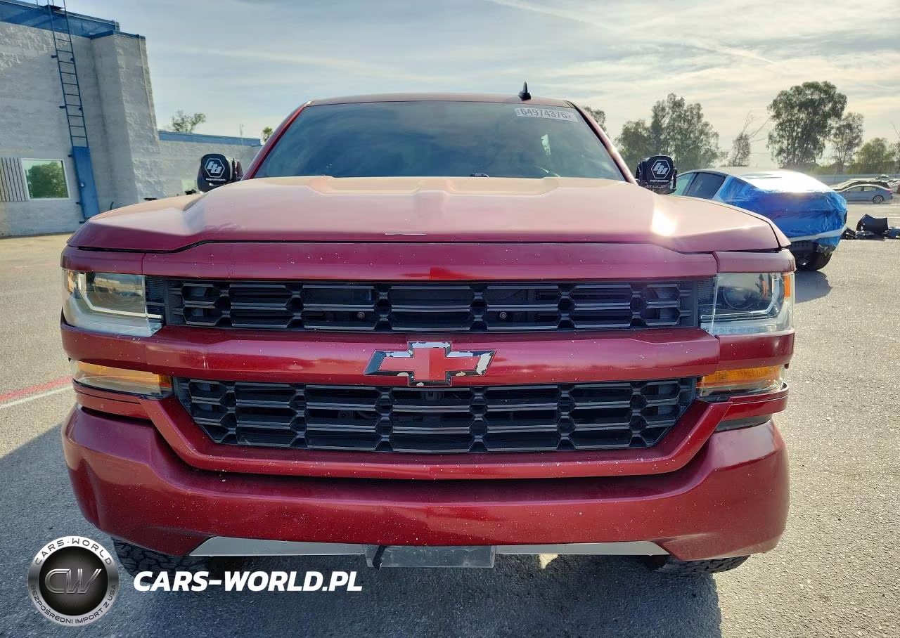2018 Chevrolet Silverado C1500 Lt VIN:3GCPCREC3JG164952 - 5