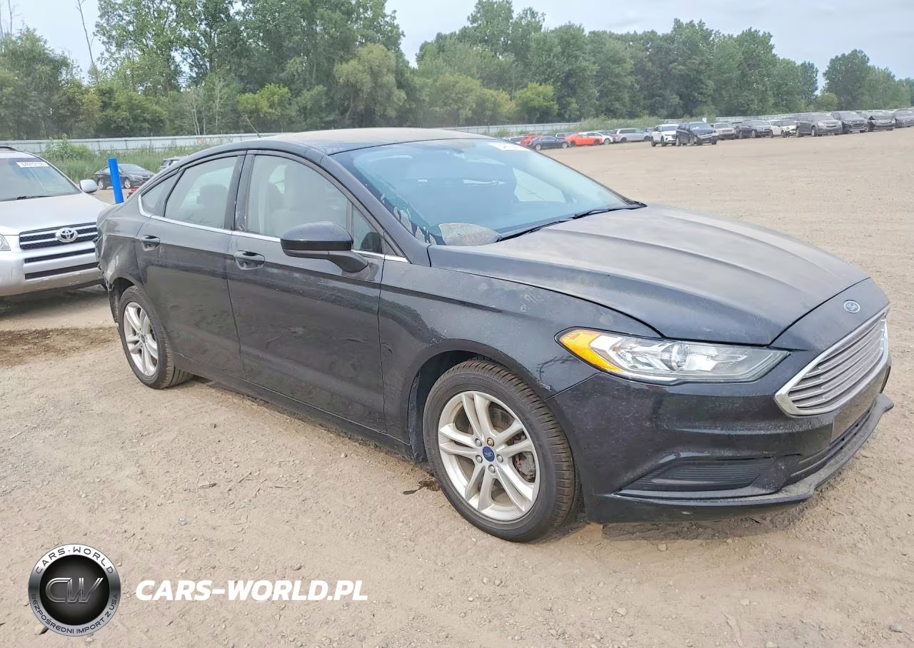 2018 Ford Fusion Se VIN:3FA6P0H78JR266686 - 4
