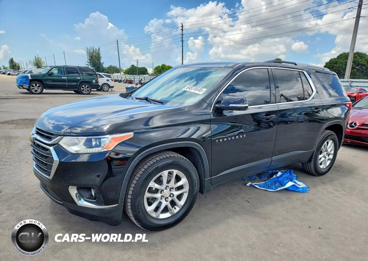 2018 Chevrolet Traverse Lt VIN:1GNERGKW2JJ232060 - 1