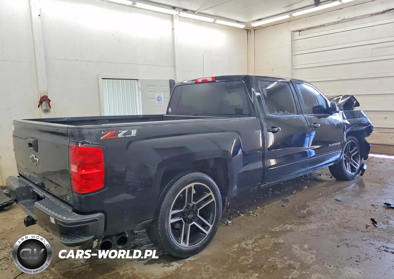 2018 Chevrolet Silverado K1500 Lt VIN:3GCUKREC5JG413421 - 3