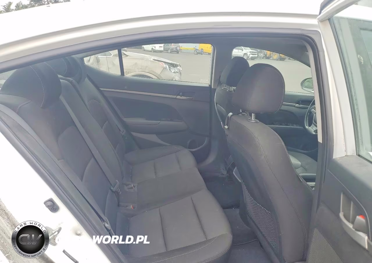 2018 Hyundai Elantra Value Edition VIN:5NPD84LF8JH315098 - 10