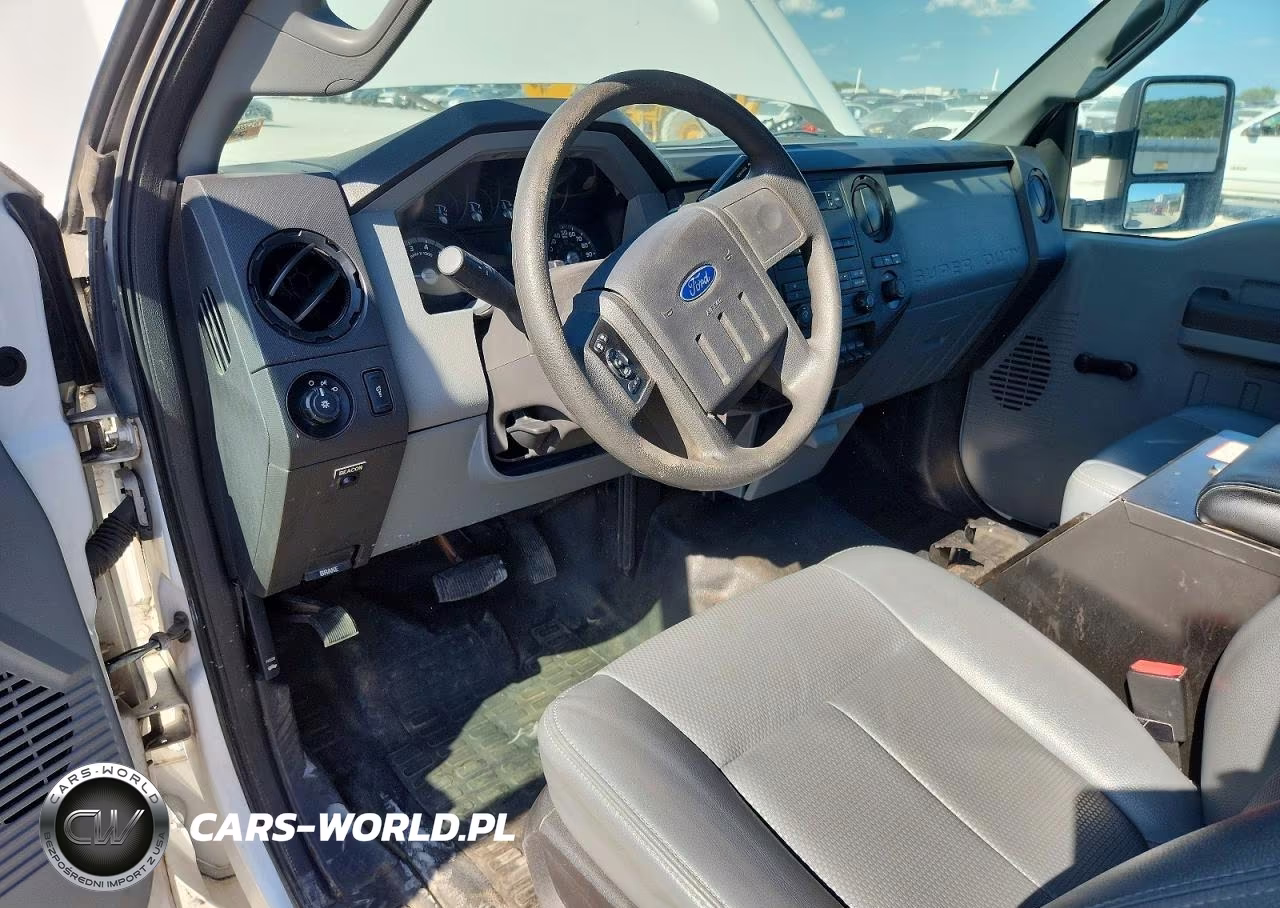 2013 Ford F250 Super Duty VIN:1FTBF2A64DEB82252 - 8