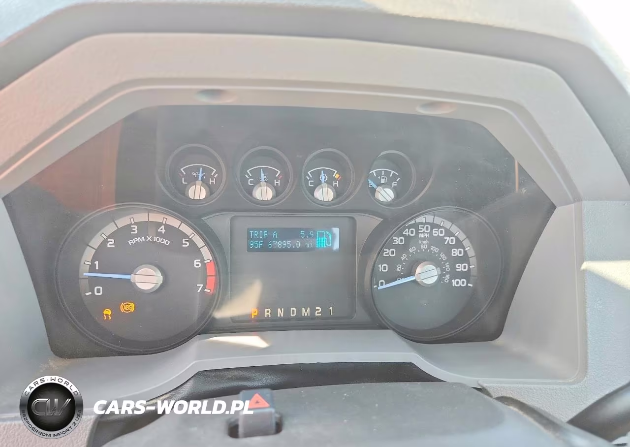 2013 Ford F250 Super Duty VIN:1FTBF2A64DEB82252 - 9