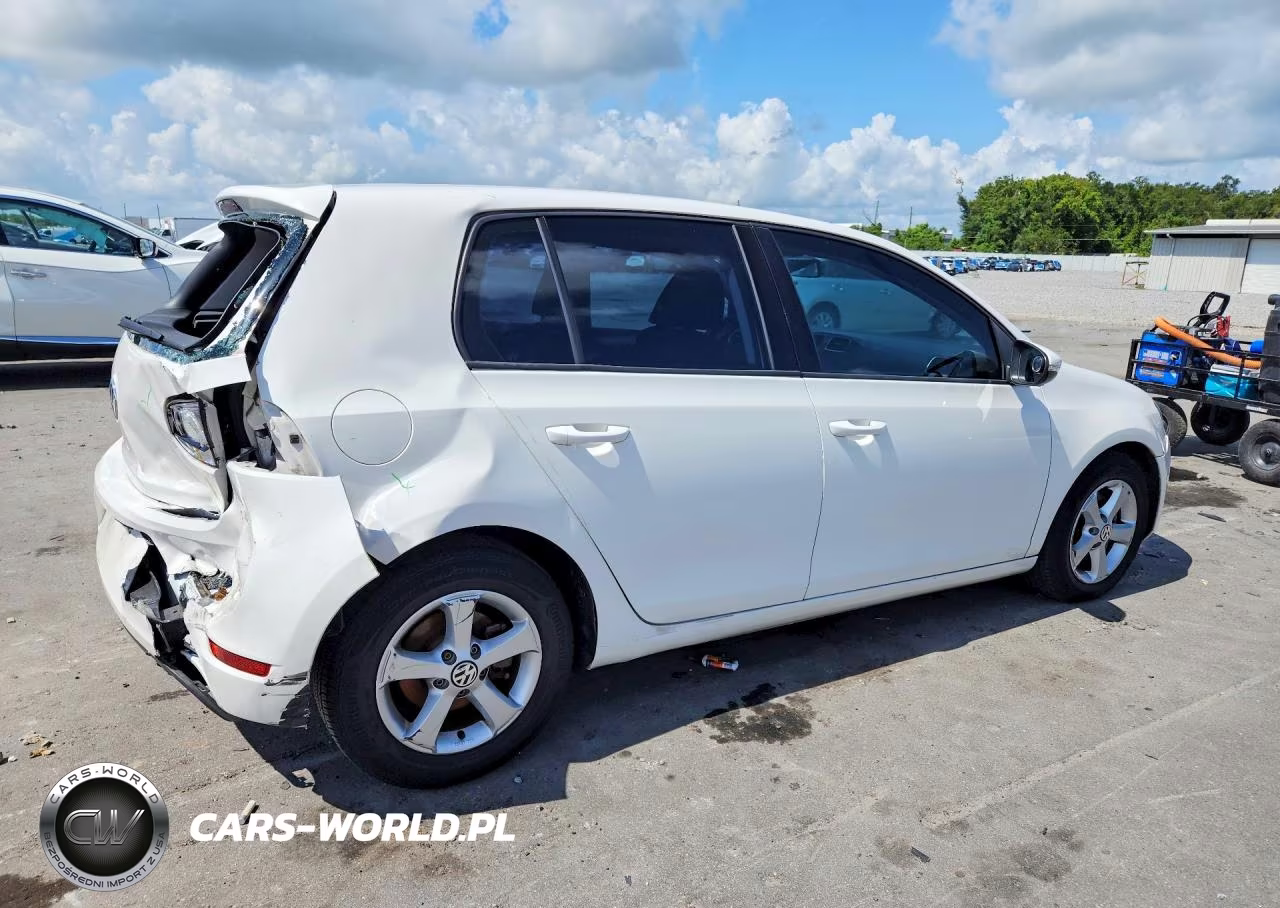 2014 Volkswagen Golf VIN:WVWDB7AJ2EW007970 - 3