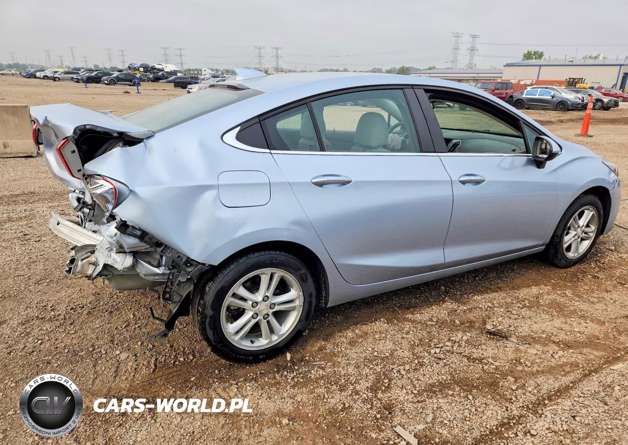 2017 Chevrolet Cruze Lt VIN:1G1BE5SMXH7160583 - 3