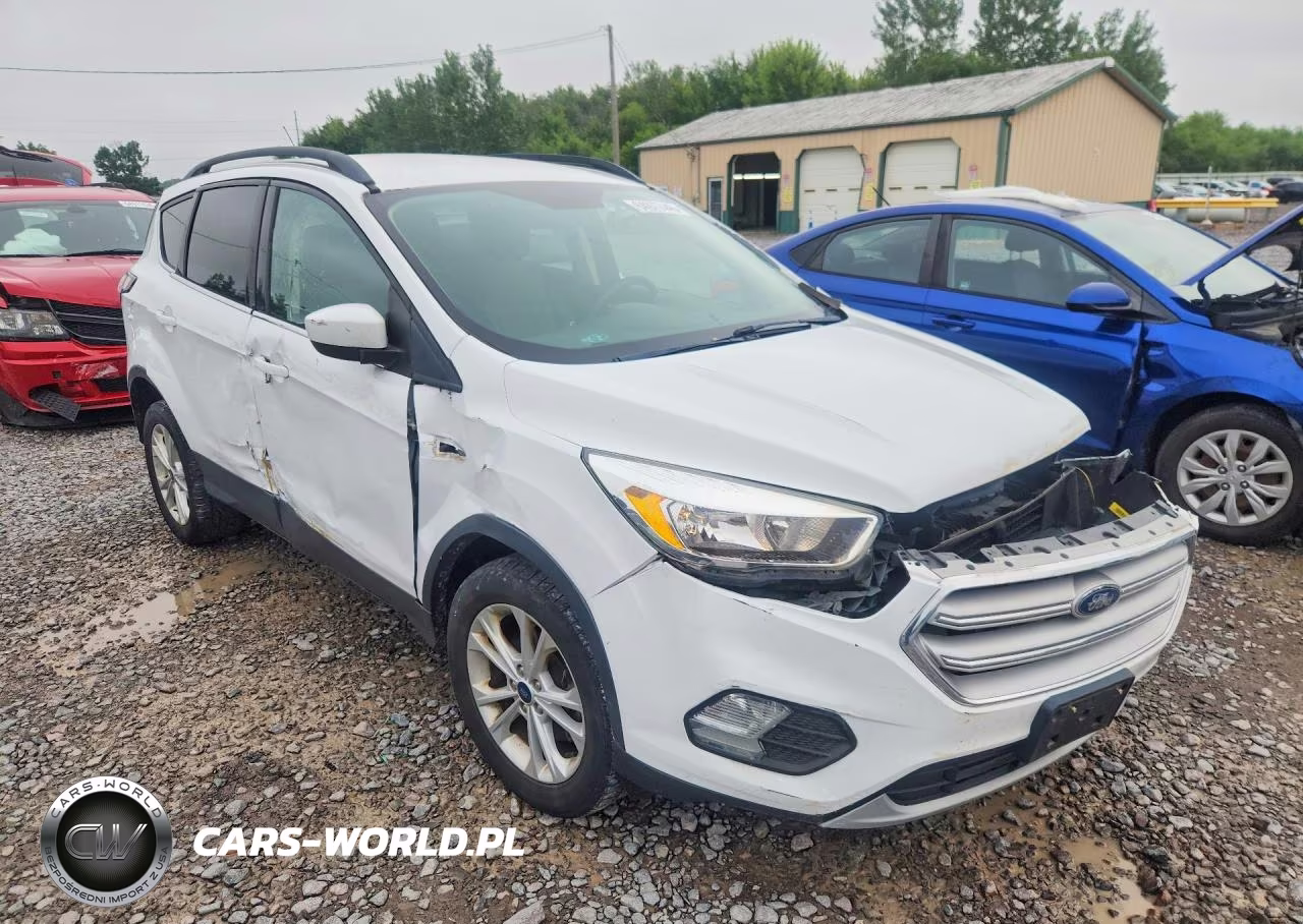 2018 Ford Escape Se VIN:1FMCU9GD6JUB43202 - 4