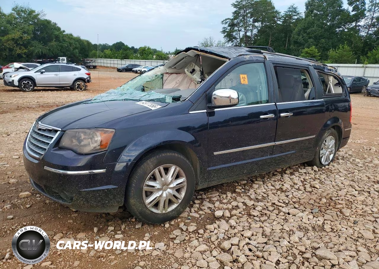 2010 Chrysler Town & Country Limited – zdjęcie 1 z 13