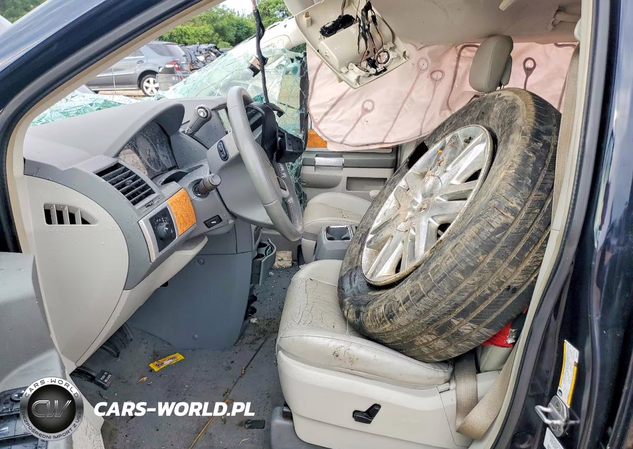 2010 Chrysler Town & Country Limited VIN:2A4RR7DX7AR403942 - 7
