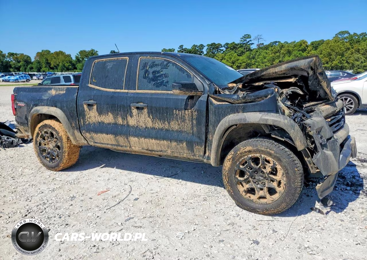 2026 Chevrolet Colorado Trail Boss VIN:1GCPTEEKXT1117919 - 4