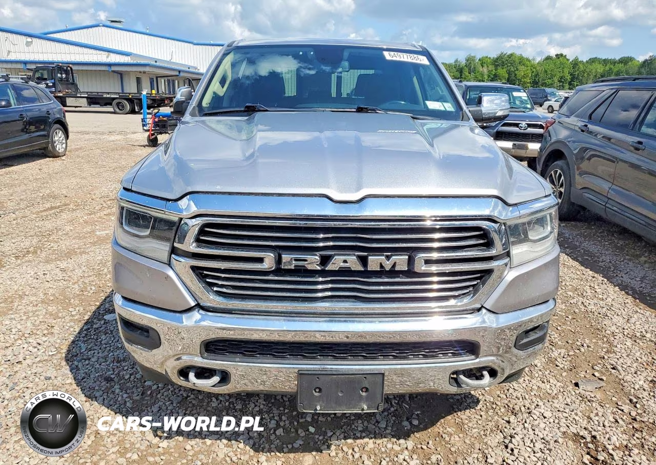 2019 Ram 1500 Laramie VIN:1C6SRFJT7KN536029 - 5