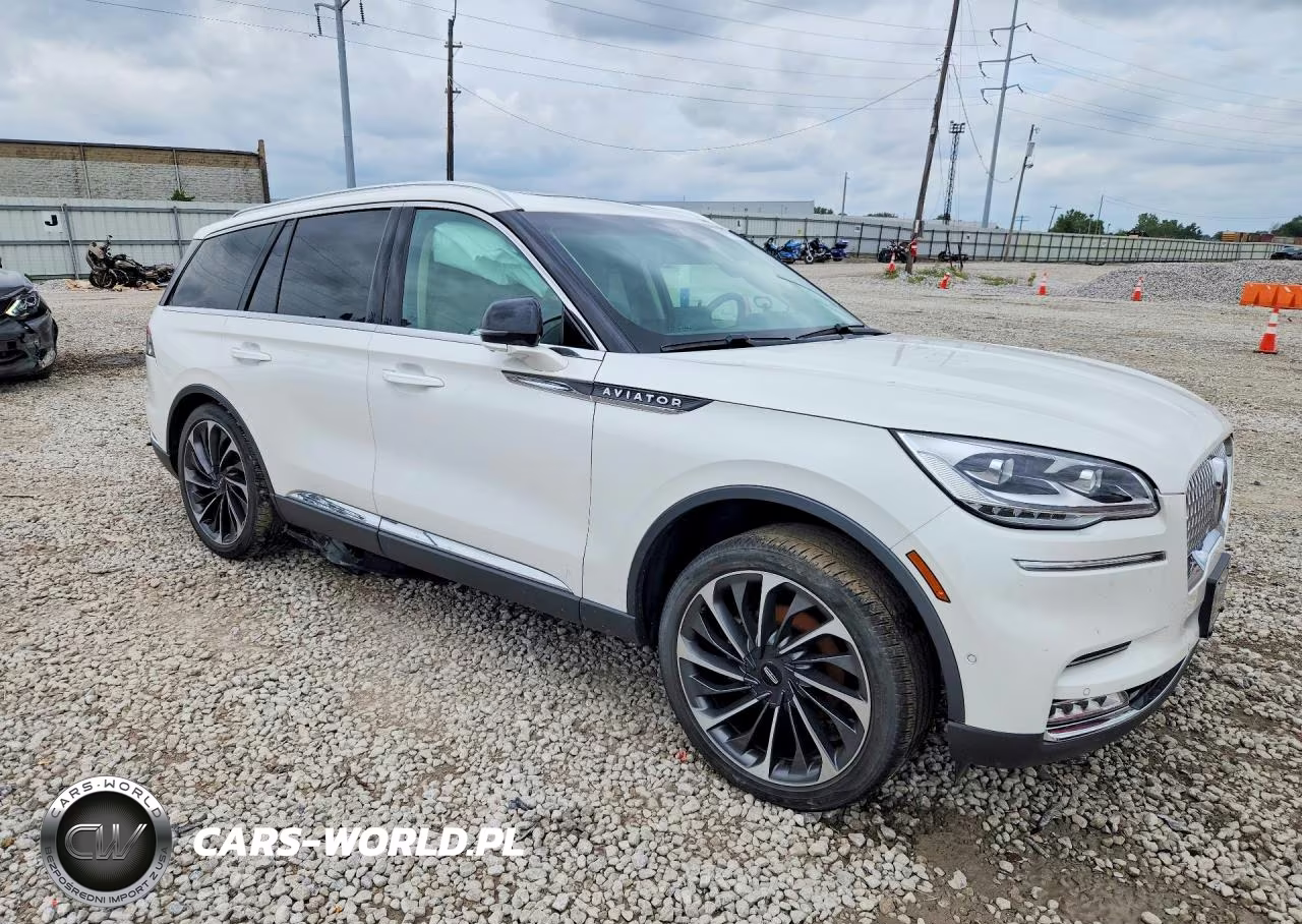 2020 Lincoln Aviator Reserve VIN:5LM5J7XC3LGL23765 - 4