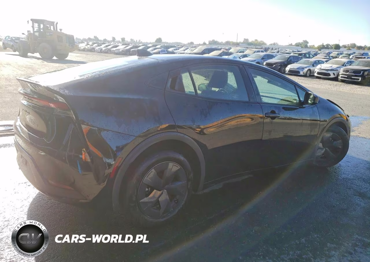 2024 Toyota Prius Le VIN:JTDACAAU7R3028490 - 3